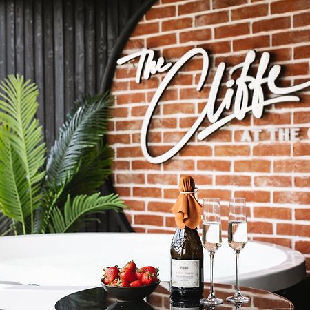 多尼戈尔 The Cliffe At The Quay酒店 外观 照片